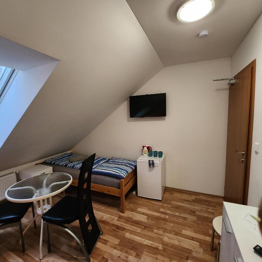 Ubytovani U Maxe Lipno nad Vltavou Exteriör bild